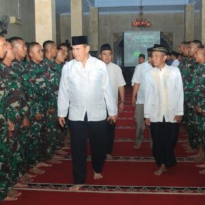 Pejabat Madivif 2 Kostrad Laksanakan Kegiatan Istighosah Kubro