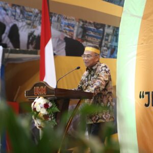 Kajian Ramadan di UMM: Jihad Ekonomi, Peneguhan PWM, hingga Peluncuran Buku