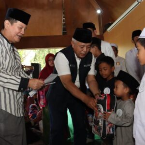 Pekan Islami ke XVI, PT ACA Santuni Anak Yatim dan Dhuafa Se-Malang Raya