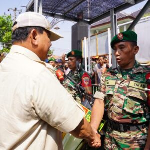Menhan Prabowo Bagi Ratusan Unit Motor Ke Babinsa di Pekalongan