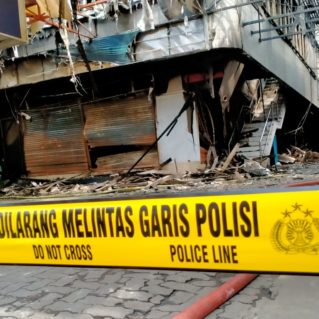Kebakaran di Malang Plaza Undang Sejuta Tanya