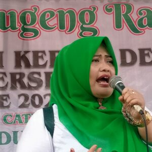 Kampanye Cakades Sumbersekar Ririn Catur Kurniasasi di Dusun Krajan Berlangsung Meriah