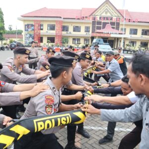 Antisipasi Unras Pasca Pemungutan Suara Pemilu 2024, Polres Situbondo Kembali Latihan Dalmas