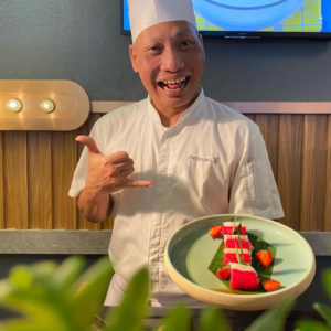 Dalam Suasana Kemerdekaan Smart Hotel Pertama Di Jawa timur Hadirkan Putu Mayang Gulung Merah Putih 