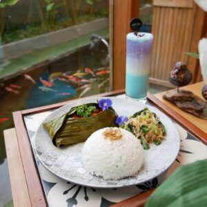 ASTON Mojokerto Tawarkan Menu Baru Pepes Ikan Mahi-mahi & minuman Selendang Biru