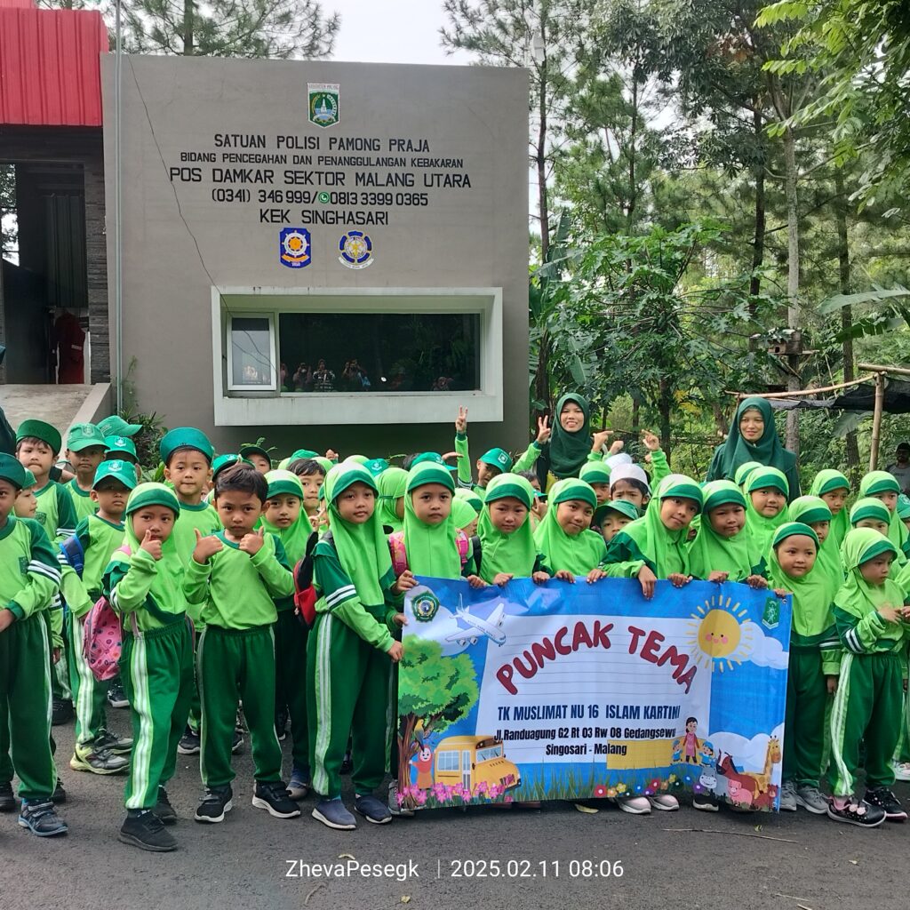 Mengenal Profesi Sejak Dini, TK Muslimat NU 16 Islam Kartini Adakan Outing Class Di Markas Damkar Sektor utara Singhasari 