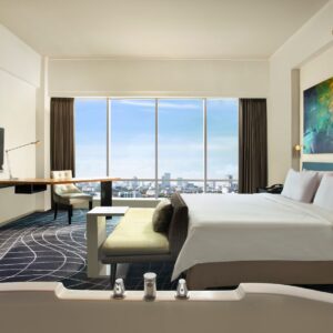 Libur Lebaran 2025 Artotel TS Suites Hotel Surabaya menjadi Tempat Favorit staycation Dengan pencapaian 95,24%