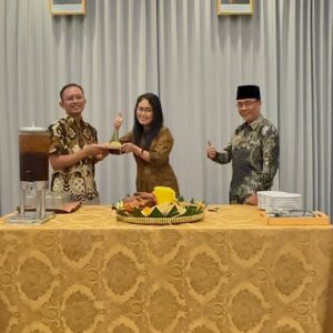 HUT RI ke -80 kokoon Hotel adakan Upacara Bendera Sekaligus Tumpengan & Lomba Teamwork 