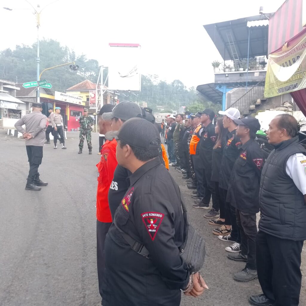 Apel kesiapan Nataru Polres Batu Polsek Ngantang di laksanakan Di pos pengamanan Nataru.