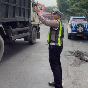 Cek Kondisi Jalan, Polres Pasuruan Cegah Laka Lantas Jelang Mudik Lebaran 2026
