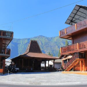 Bromo Srayu Hotel resmi dibuka.Hadirkan konsep penginapan Panorama alam dan fasilitas modern